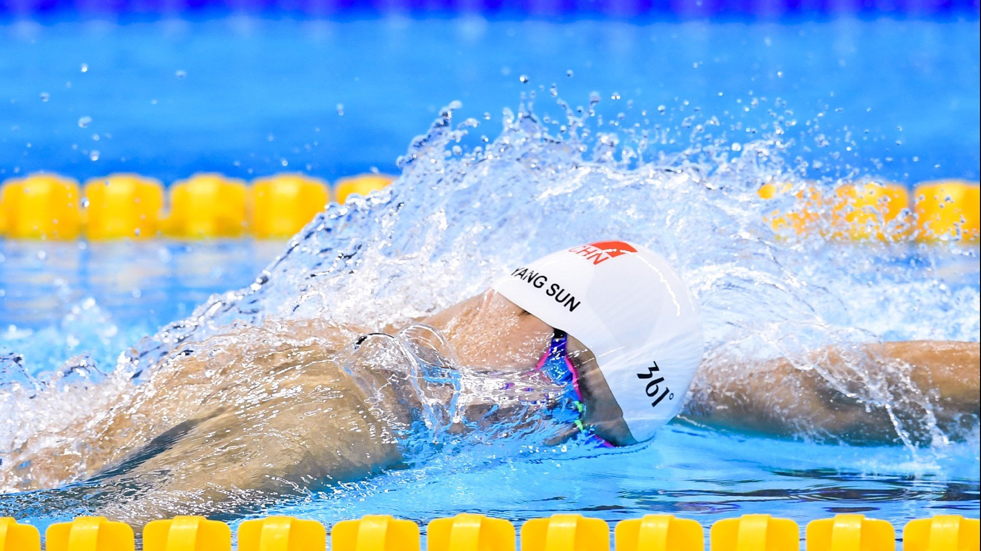 国家队后场战术演练加强快攻组织与第一传精准性训练，后场进攻的关键