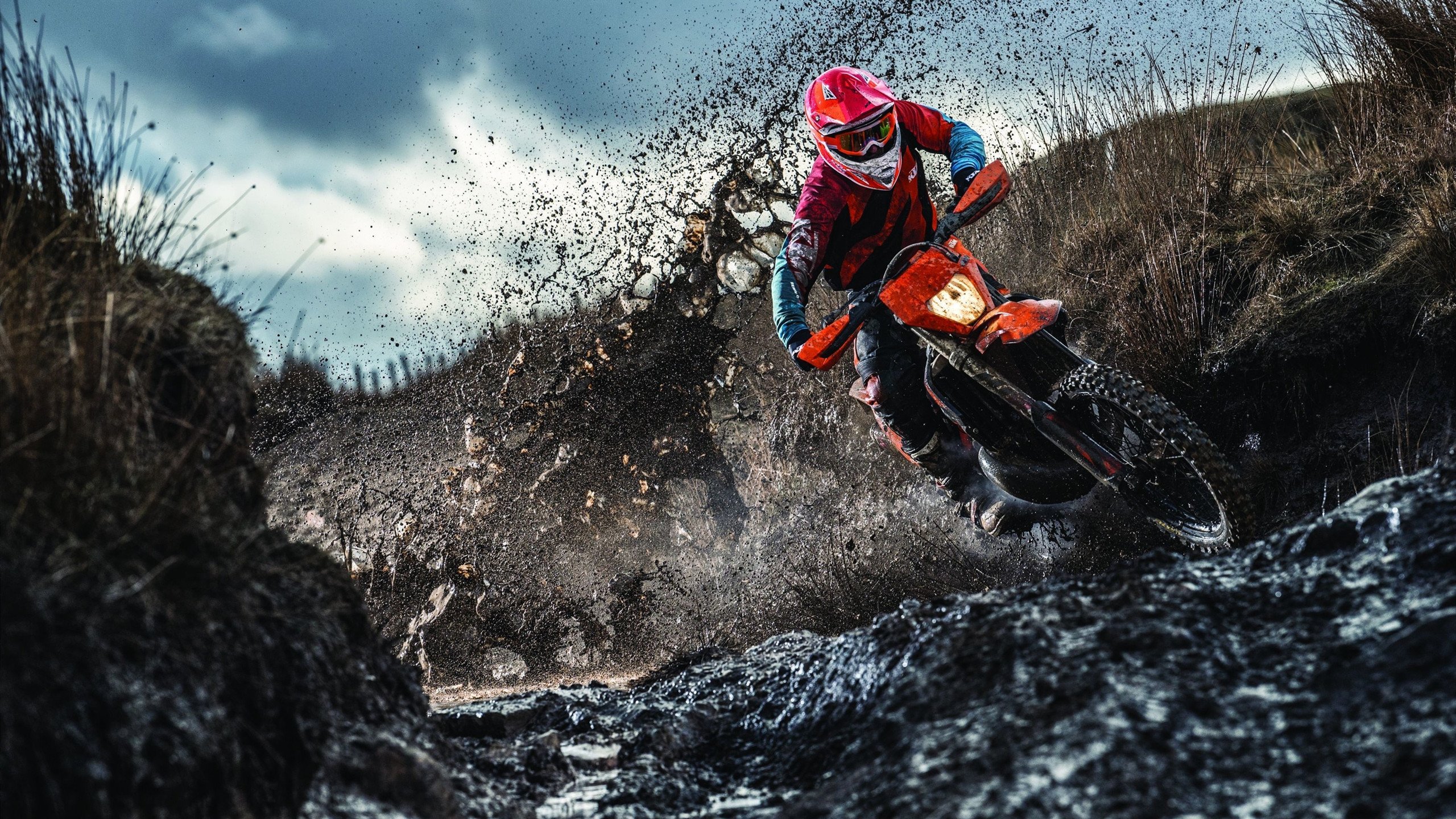 德甲逆境中崛起：场上逆转成就传奇瞬间，德甲不胜记录